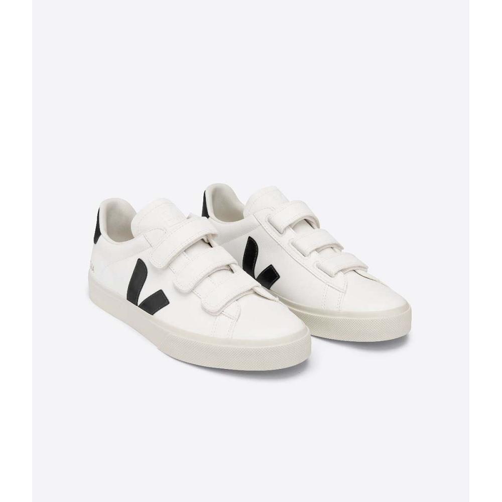 Veja RECIFE CHROMEFREE Tenisky Damske White/Black | SK 622GSO